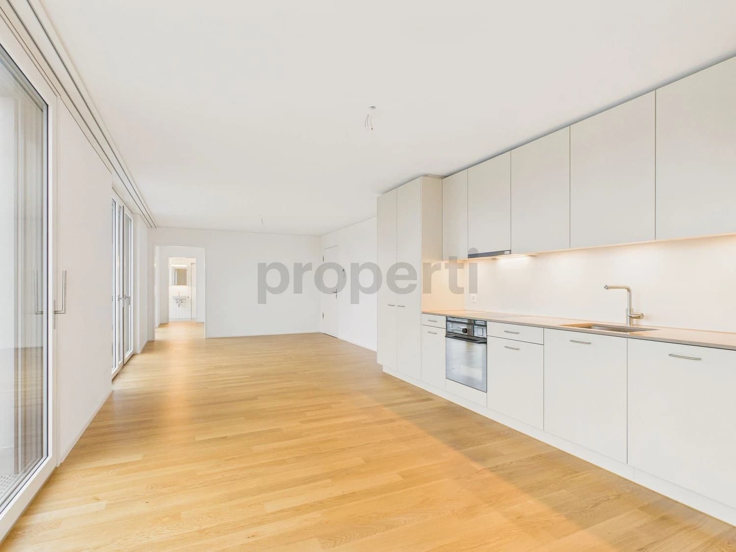 Moderne 3.5-Zimmer-Wohnung mit Balkon, Basel