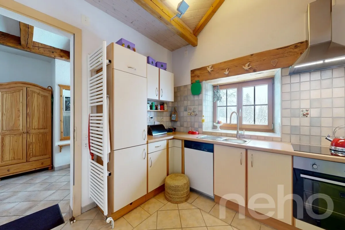 Grande Maison familiale avec 3.5p indépendant loué