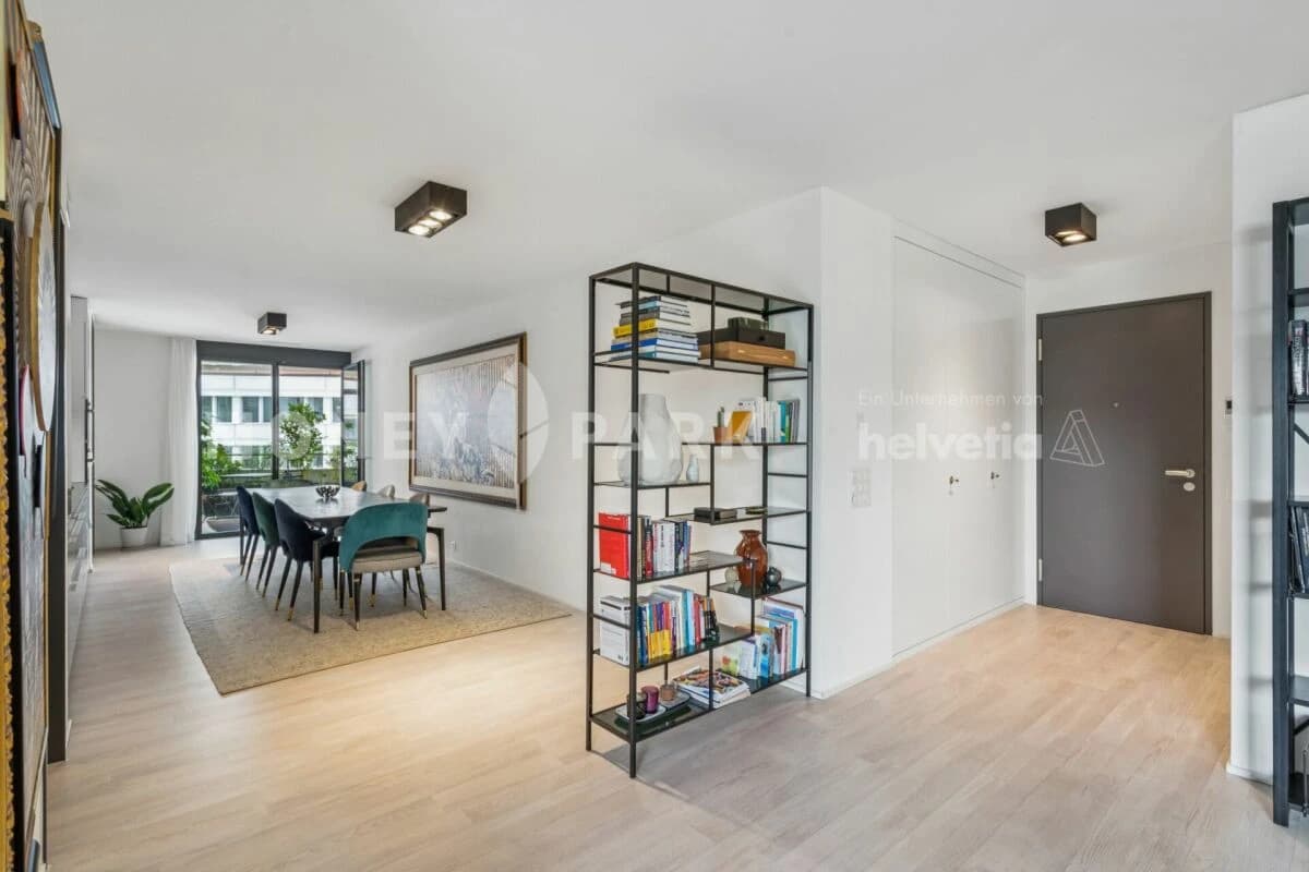 Exklusive 2.5-Zimmer-Wohnung mit zwei grossen Terrassen und viel Privatsphäre