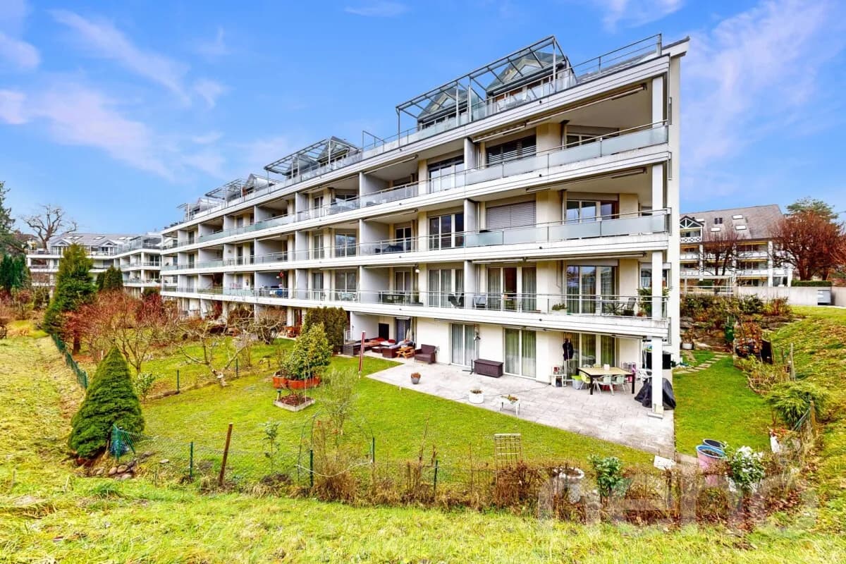 Helle 3½-Zimmerwohnung mit Balkon und Pilatusblick