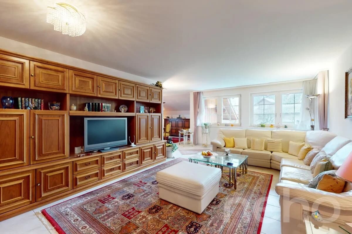 Attraktive, vermietete Wohnung mit viel Platz