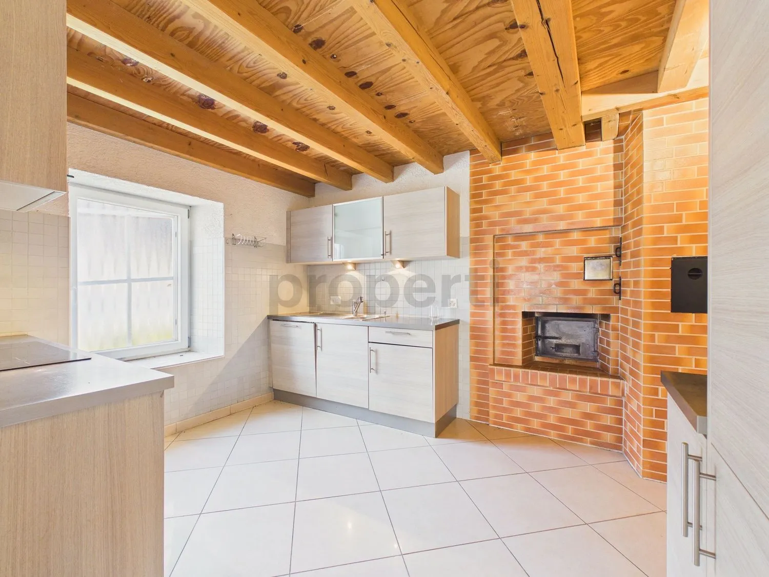 4-Zimmer-Bauernhaus mit Nähe zu Schulen und ÖV, Wegenstetten