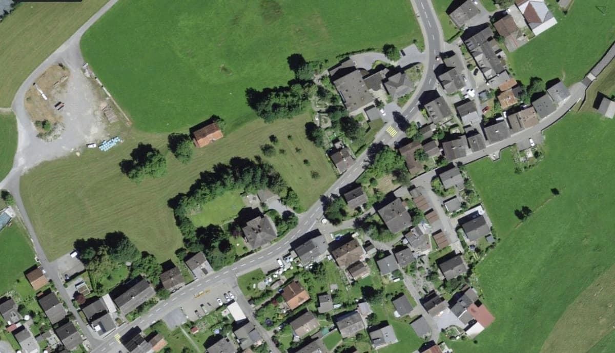 Charmante Wohnung in Hätzingen Glarus Süd