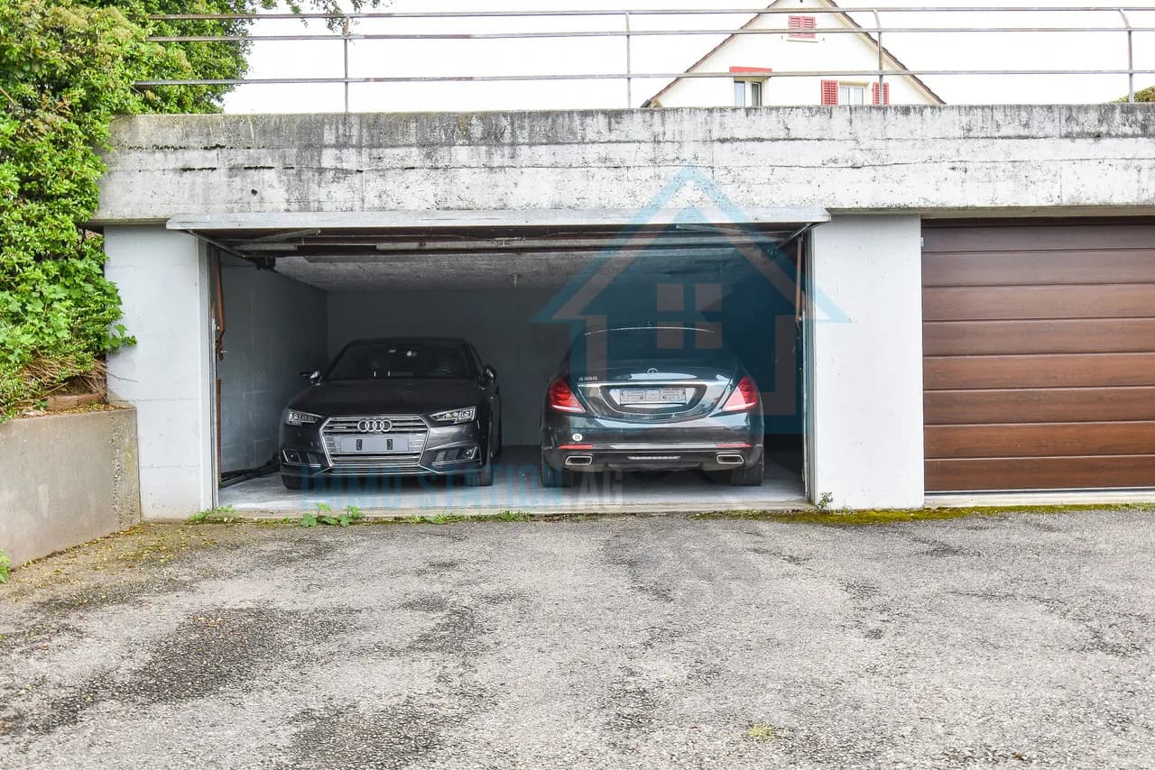 Renovierte 4-Zimmer-Wohnung mit Balkon in zentraler Lage