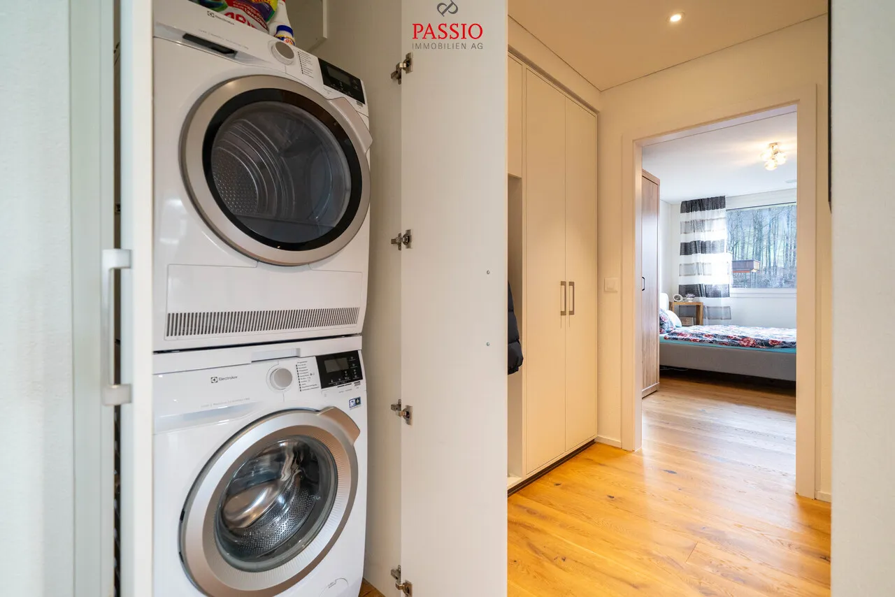 Moderne 3.5-Zimmer-Attikawohnung mit grosser Terrasse & Weitsicht