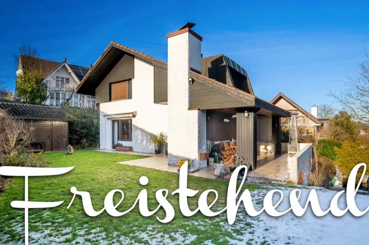 Freistehendes 7-Zimmer Einfamilienhaus mit viel Potenzial