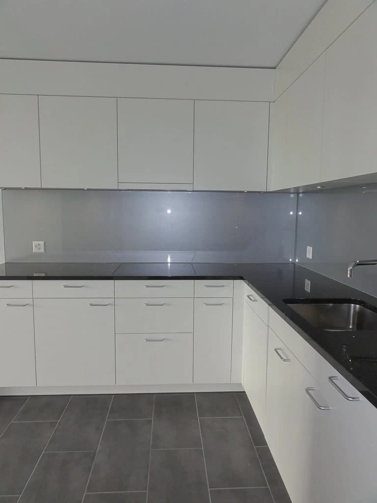 Nachmieter für attraktive Attikawohnung mit Terrasse gesucht!