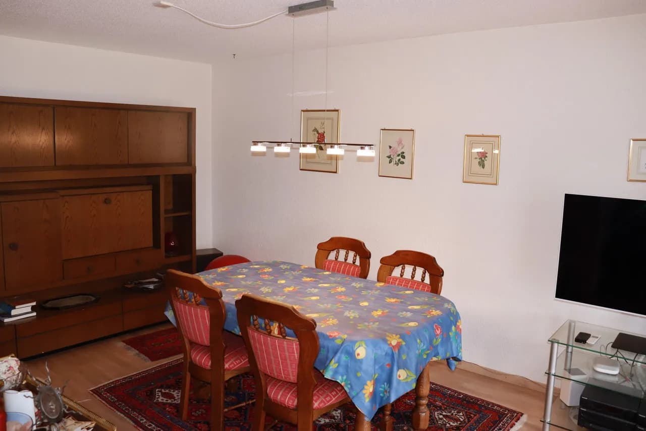 Maisonette-Traum mit Seesicht & Cheminee - Wohnen am Thunersee