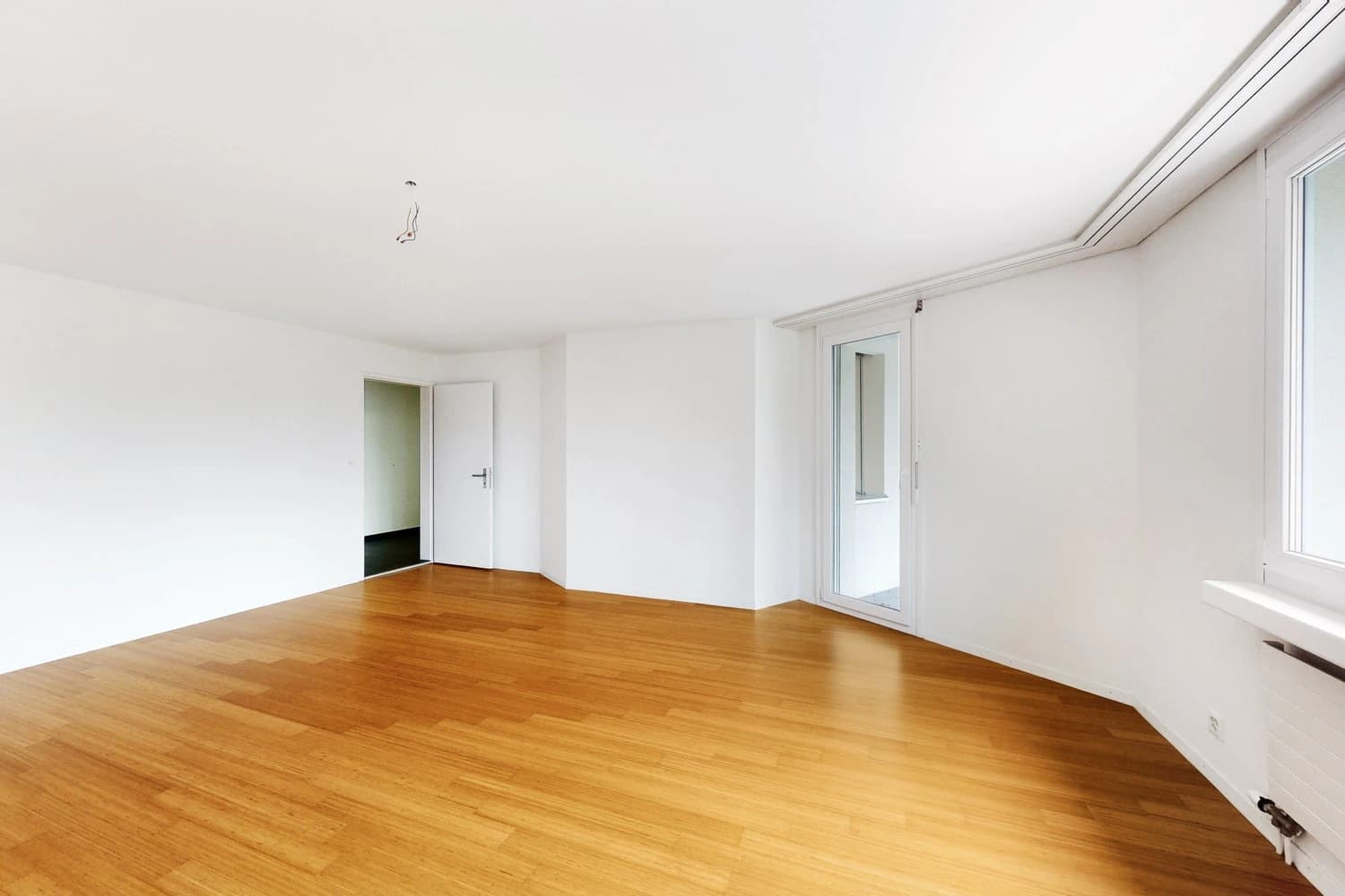 Grosszügige Gartenwohnung an zentraler Lage