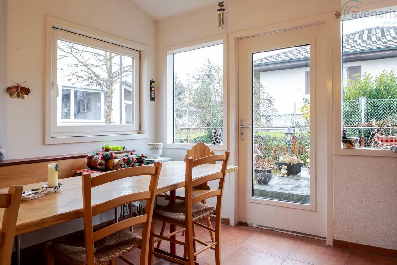 Freistehendes Einfamilienhaus in ruhiger Lage mit Pool