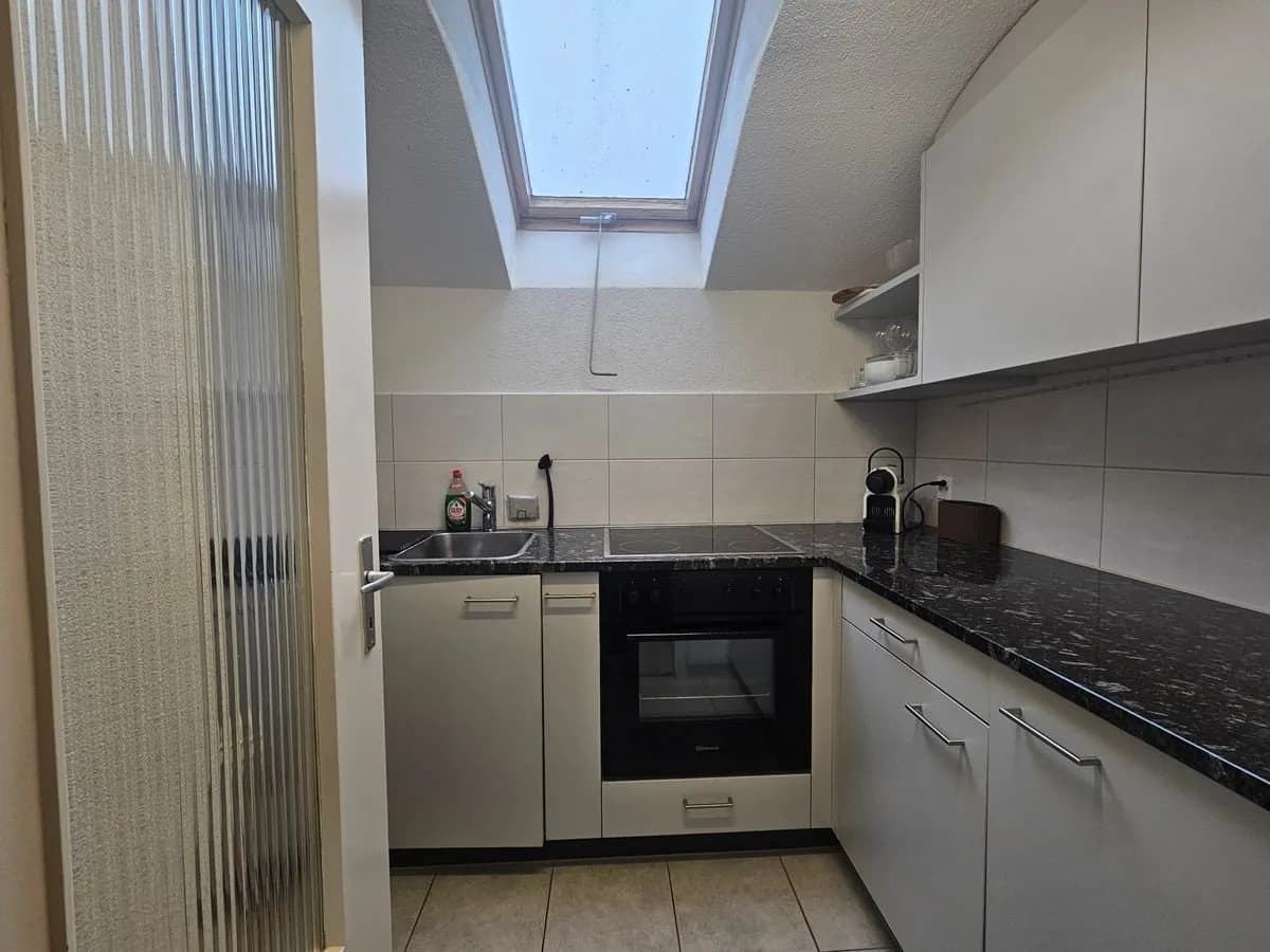 HELL UND GROSSZÜGIG