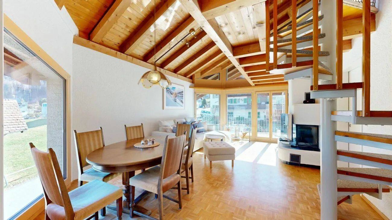 Gemütlicher Haupt- oder Ferienwohnsitz mit Galerie und Seesicht