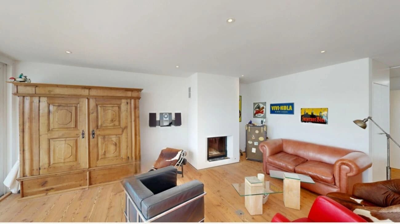 Wohn- und Geschäftshaus: Charmantes Zuhause mit Panoramablick über den Sempachersee