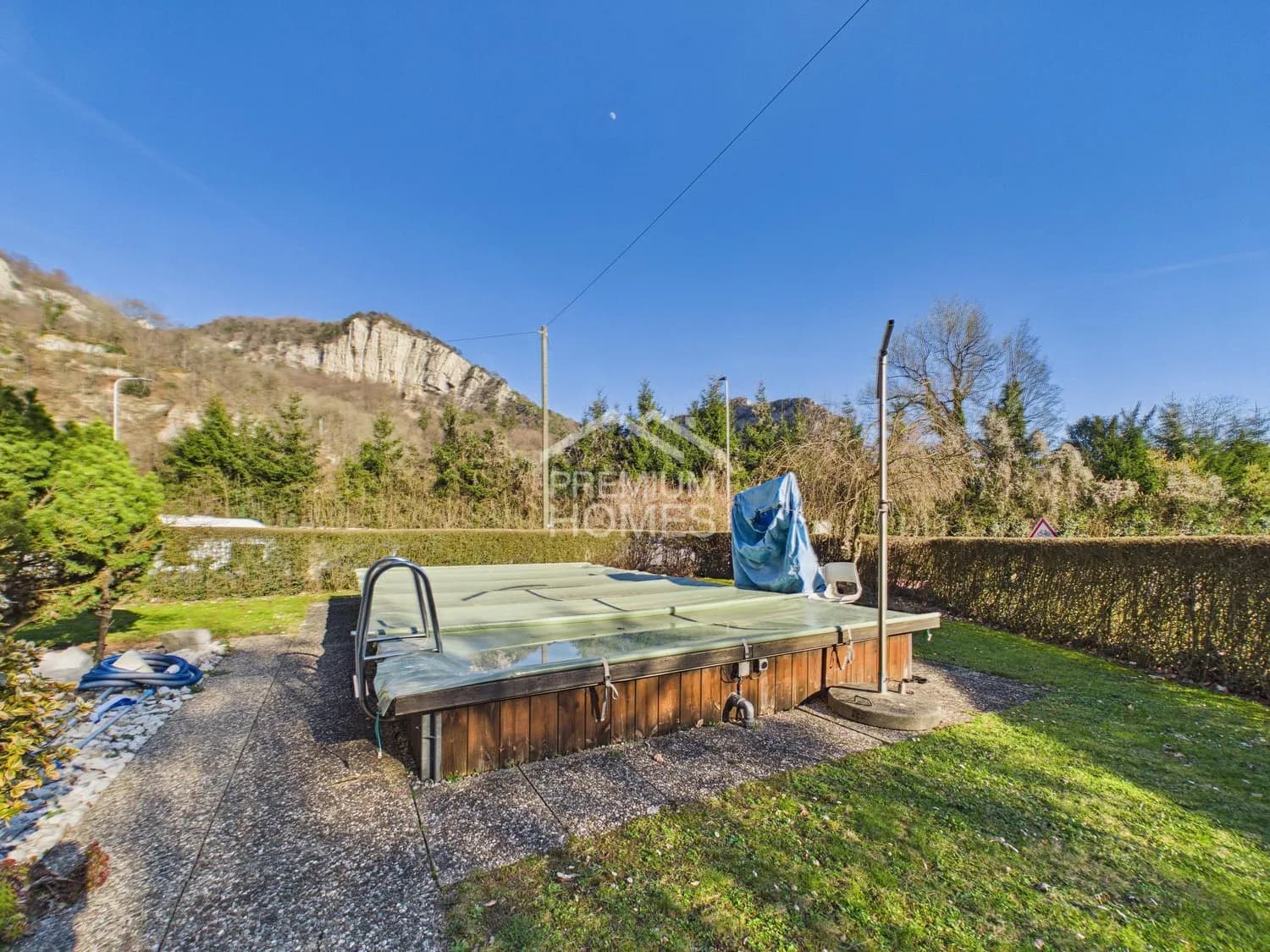 Solide gebaut - mit Liebe gepflegt - Oase mit Pool