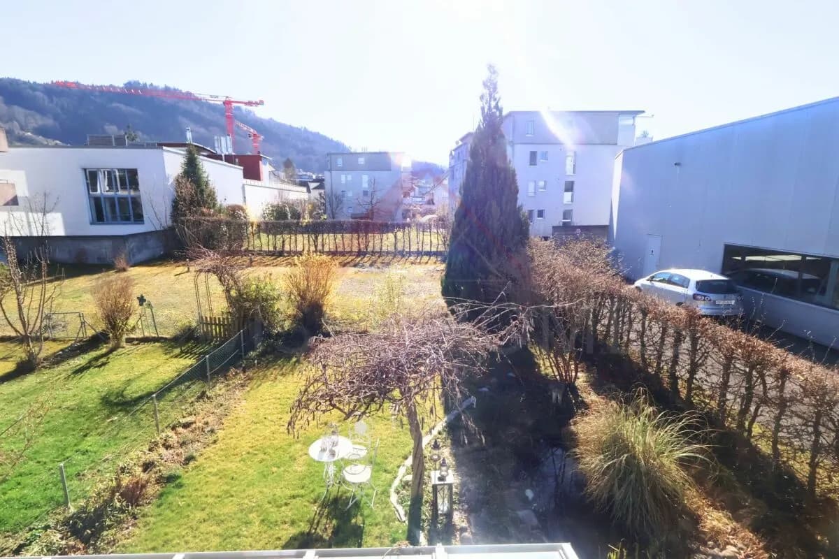 Gepflegtes 4.5-Zimmer-Reiheneinfamilienhaus mit Garten und Bergsicht