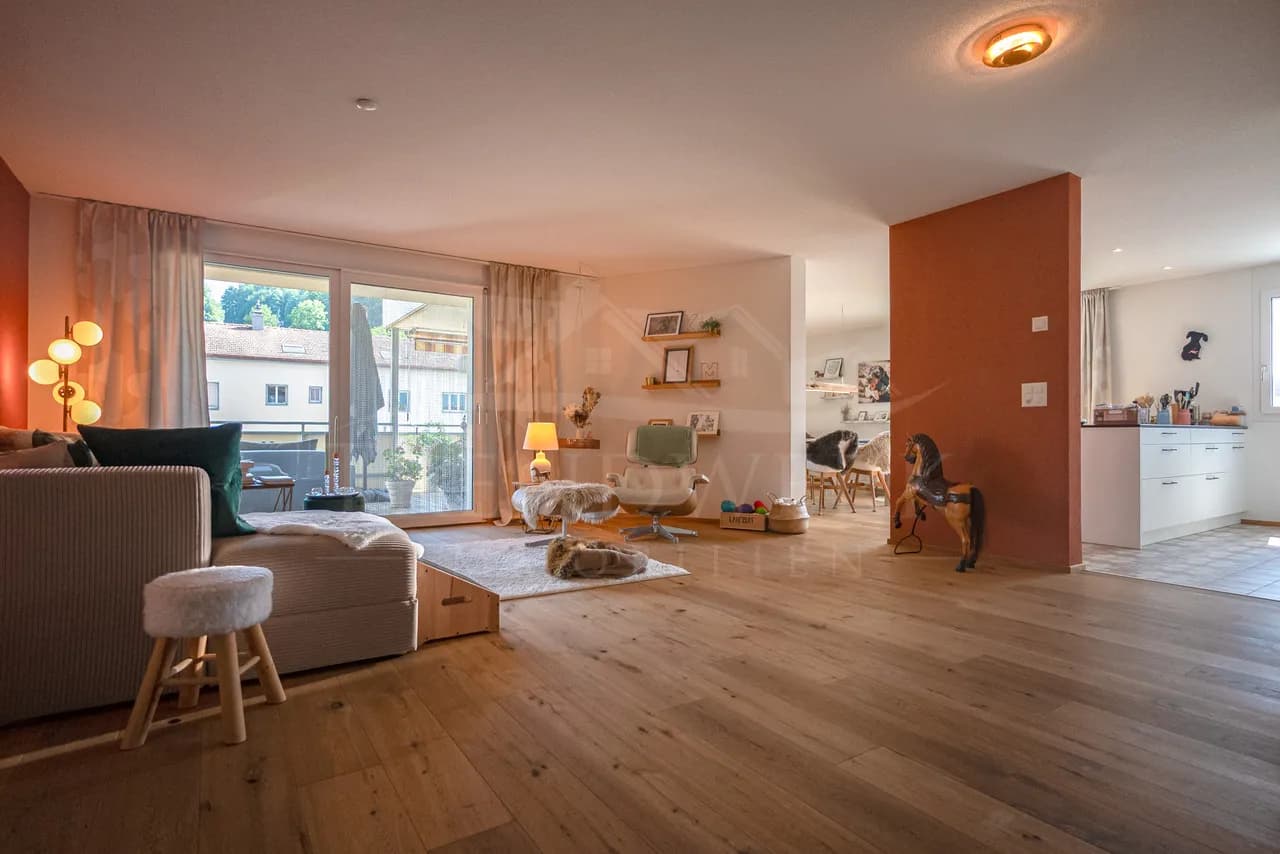 Moderne 4.5-Zimmer-Eigentumswohnung in Leuzigen