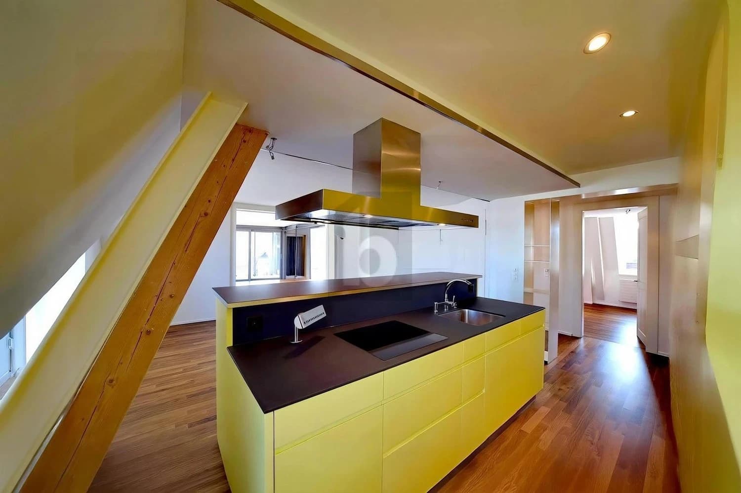 WOHNEN MIT WEITSICHT IM ZENTRUM VON BRUGG