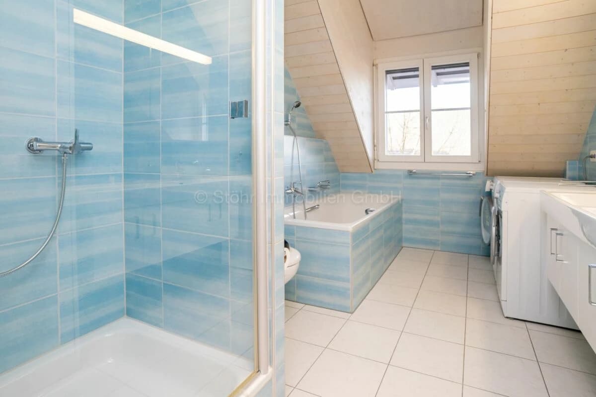 Unter dem Dach - Charmante 3.5-Zimmer-Dachwohnung mit Galerie