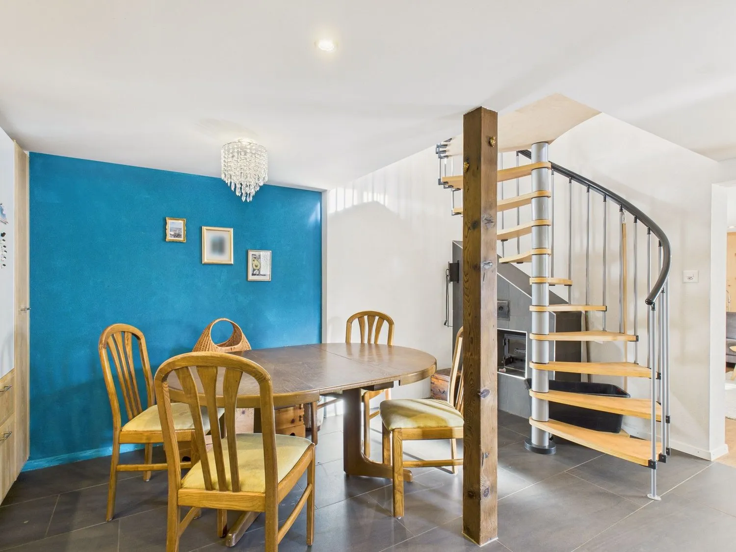 Haus mit Werkstatt & über 100 m² Nebenflächen  ideal für Wohnen und Arbeiten in Disentis