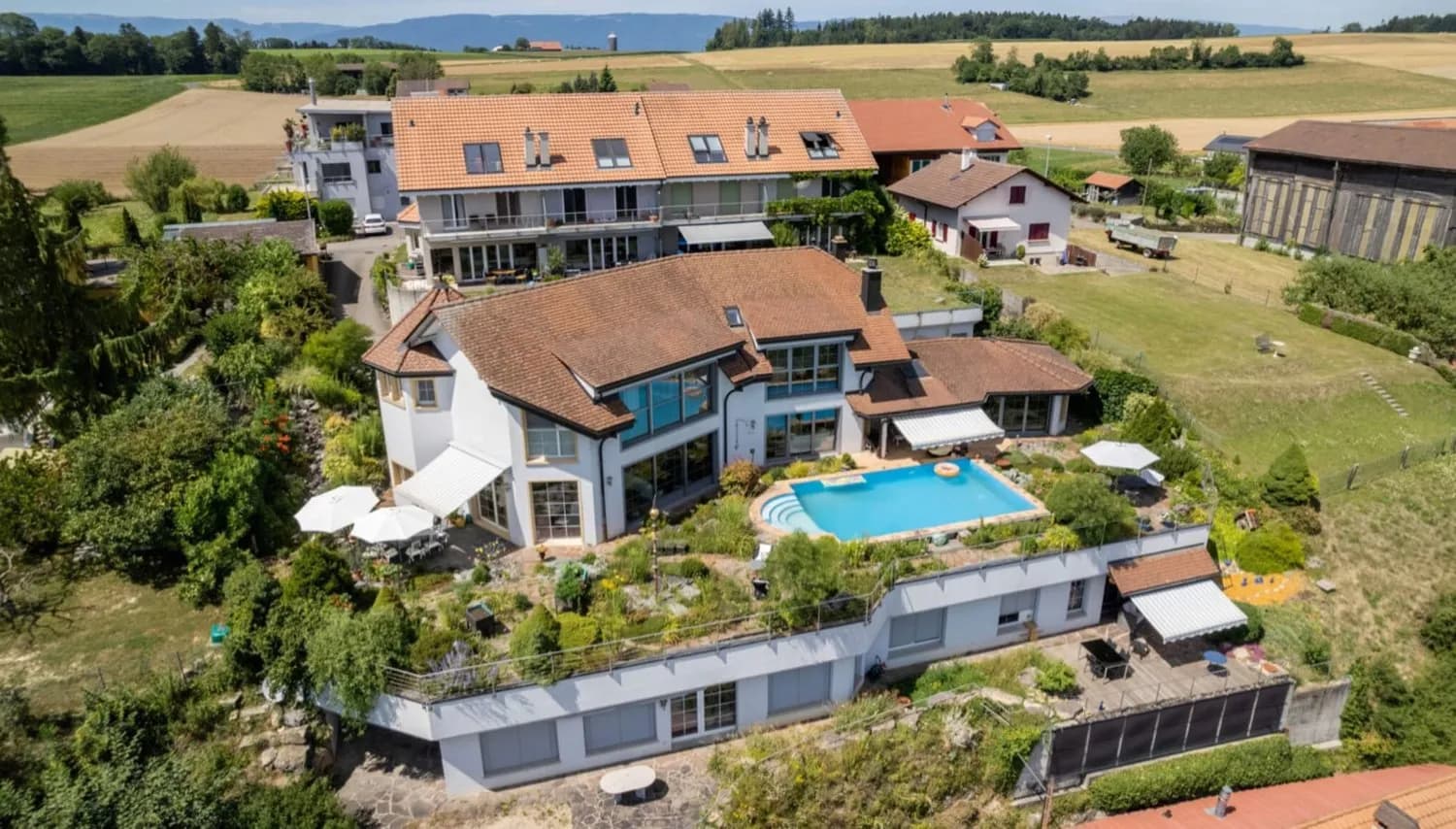 3.5-Zimmer-Terrassenwohnung mit Seesicht in Bellerive kaufen