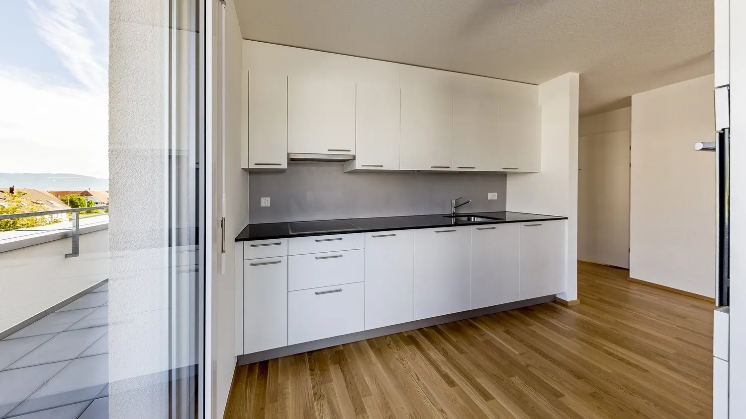 Moderne 3½ ZWG Attika im Dorfzentrum