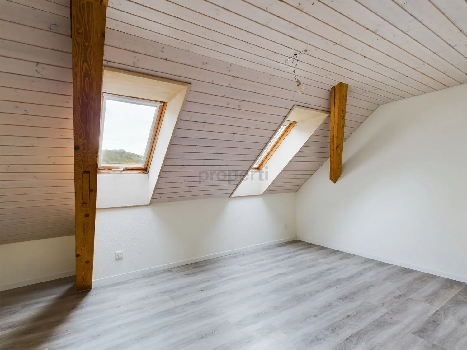 Helle 3.5-Zimmer-Wohnung, Zollbrück