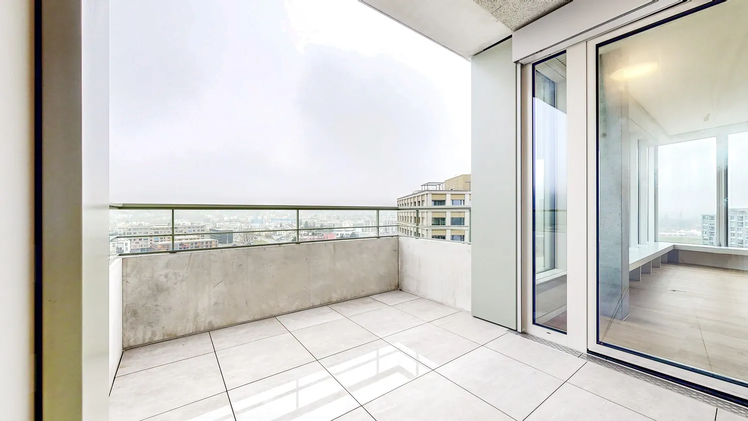 Brandneue Wohnung mit Weitblick im PilatHuus!