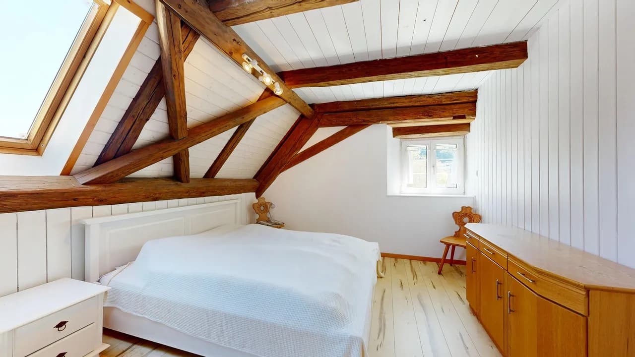 Historisches 5.5-Zimmer-Einfamilienhaus mit Garage und Garten