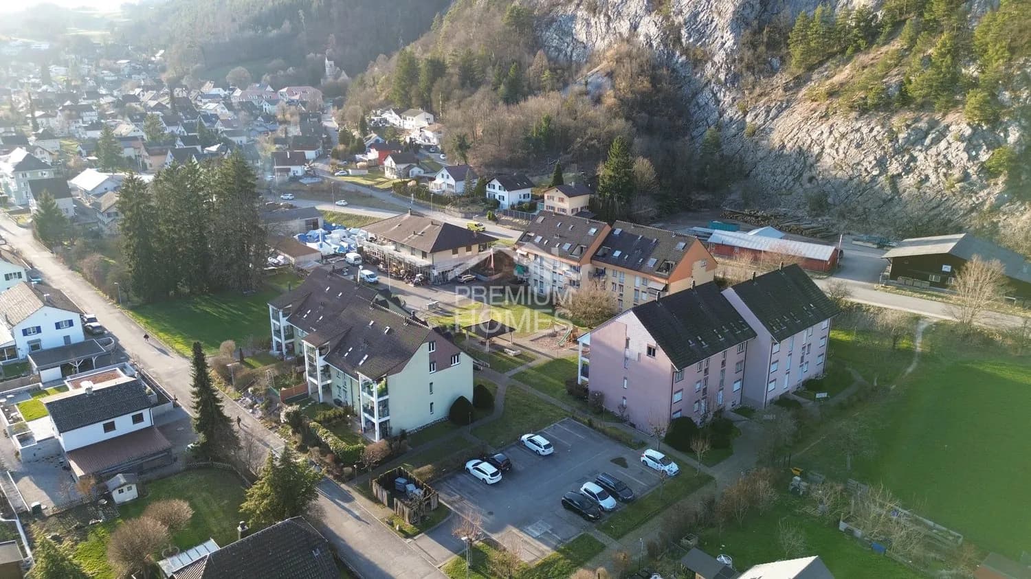 Sonniger Wohntraum mit eigenem Gartenanteil