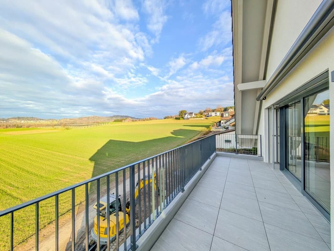 Unverbaubare Sicht in die Landwirtschaftszone und den Uetliberg garantiert!