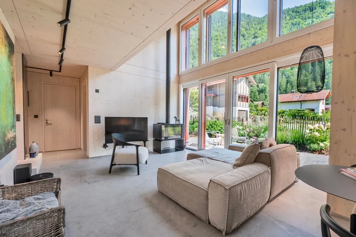 Möbliertes Alpine-Chalet in der Natur - GREATER ZUG AREA