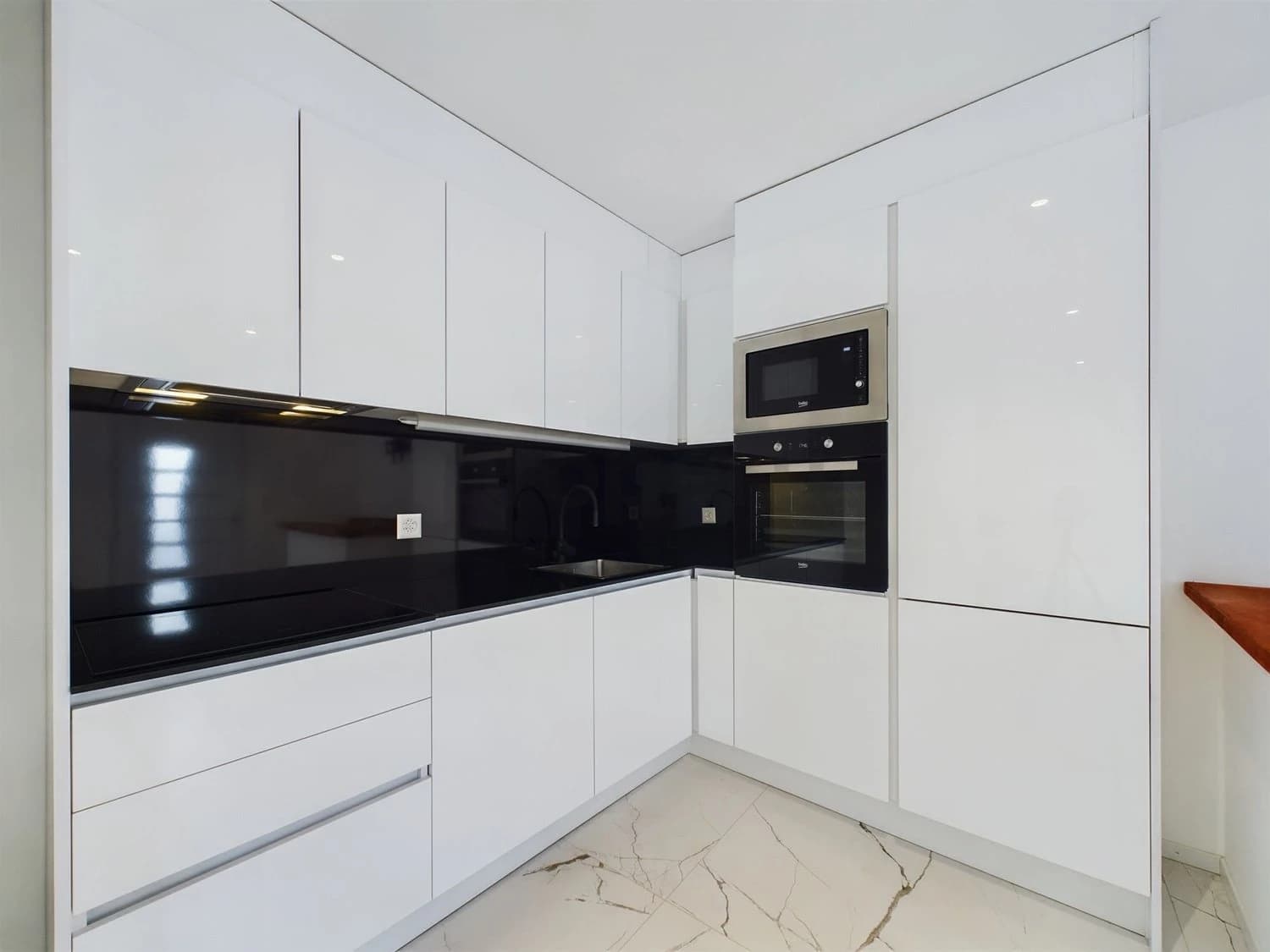 Idyllisches Einfamilienhaus mit 4.5 Zimmern in RivieraIdilliaca casa indipendente con 4,5 locali in Riviera