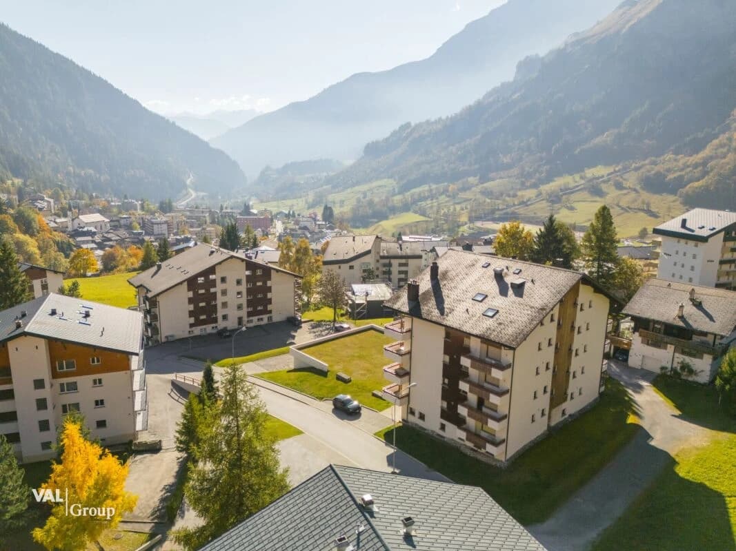 Ruhige Dachwohnung unweit der Thermen - möbliert & einzugbereit