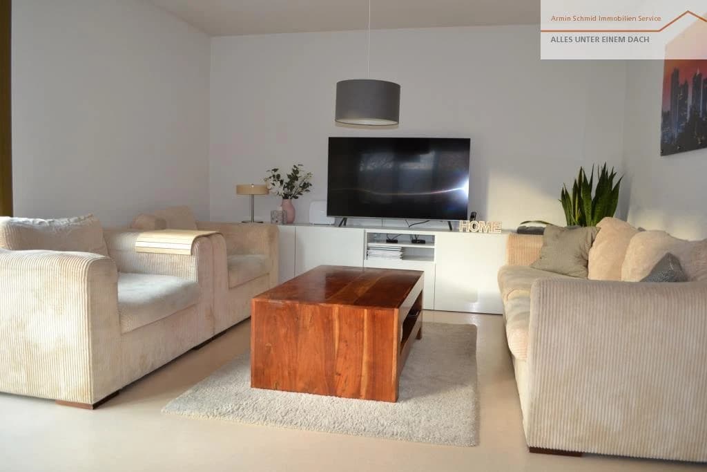 Top 6 1/2-Zimmerwohnung mit 2 Einstellhallenplätzen