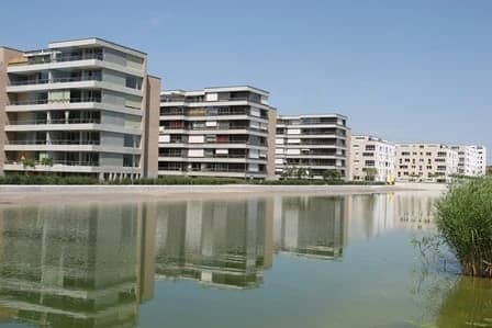 Wohnen zwischen Stadt und See