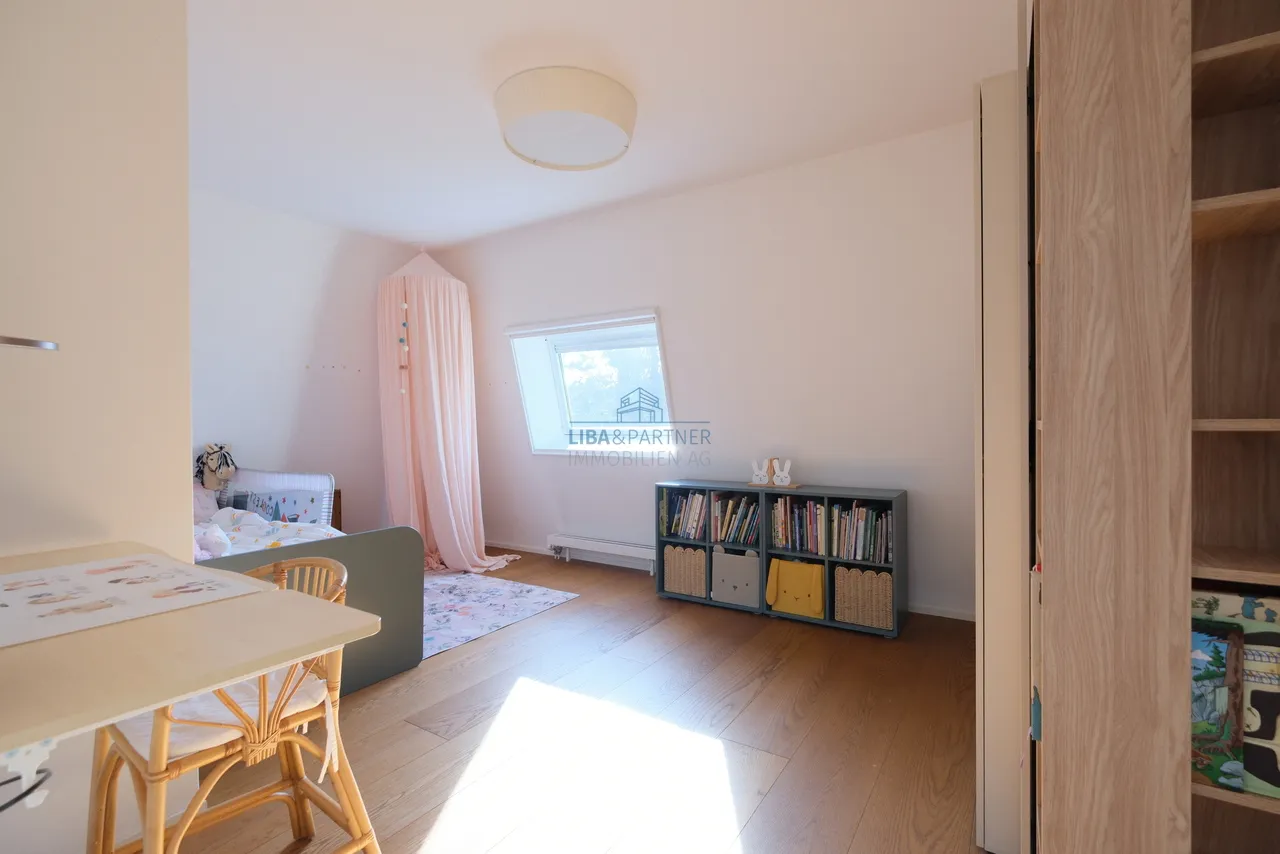 Stilvoll saniert & voller Charme - Exklusive Attikawohnung im Gellert