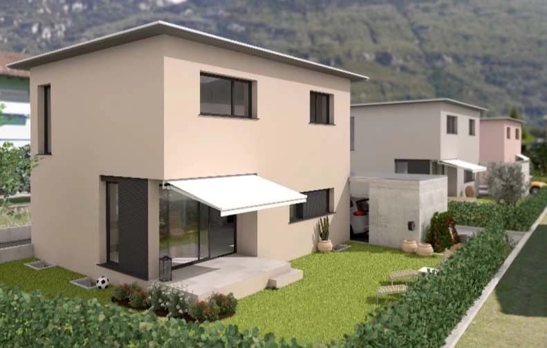 Freistehendes 4.5-Zimmer-Einfamilienhaus mit Garten und Carport in PrositoCasa indipendente di 4,5 locali con giardino e posto auto coperto a Prosito