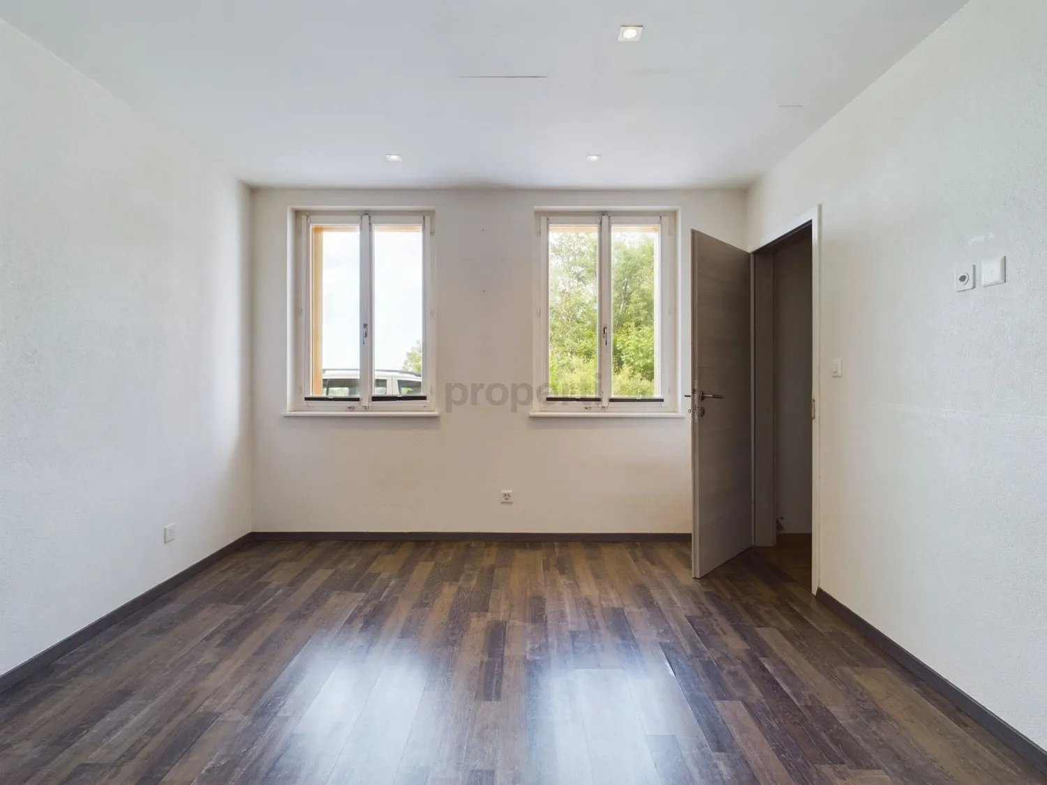 Attraktives Wohnhaus in begehrter Trogener Lage  Ihre solide Investitionsmöglichkeit