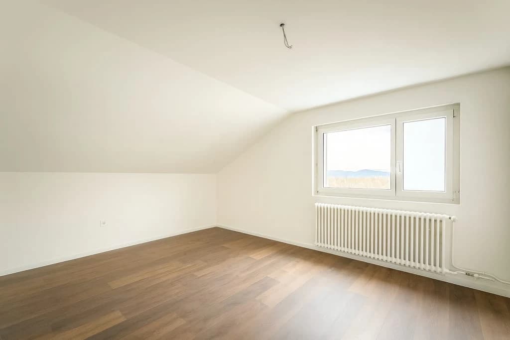 Frisch sanierte 2.5-Zi.-Dachwohnung mit Stil in Grenchen