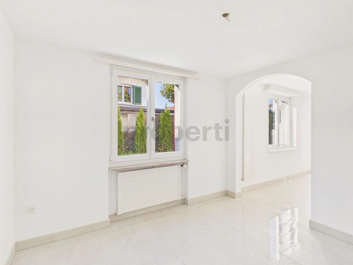 Modernes 5.5-Zimmer-Einfamilienhaus mit Balkon, Freienbach