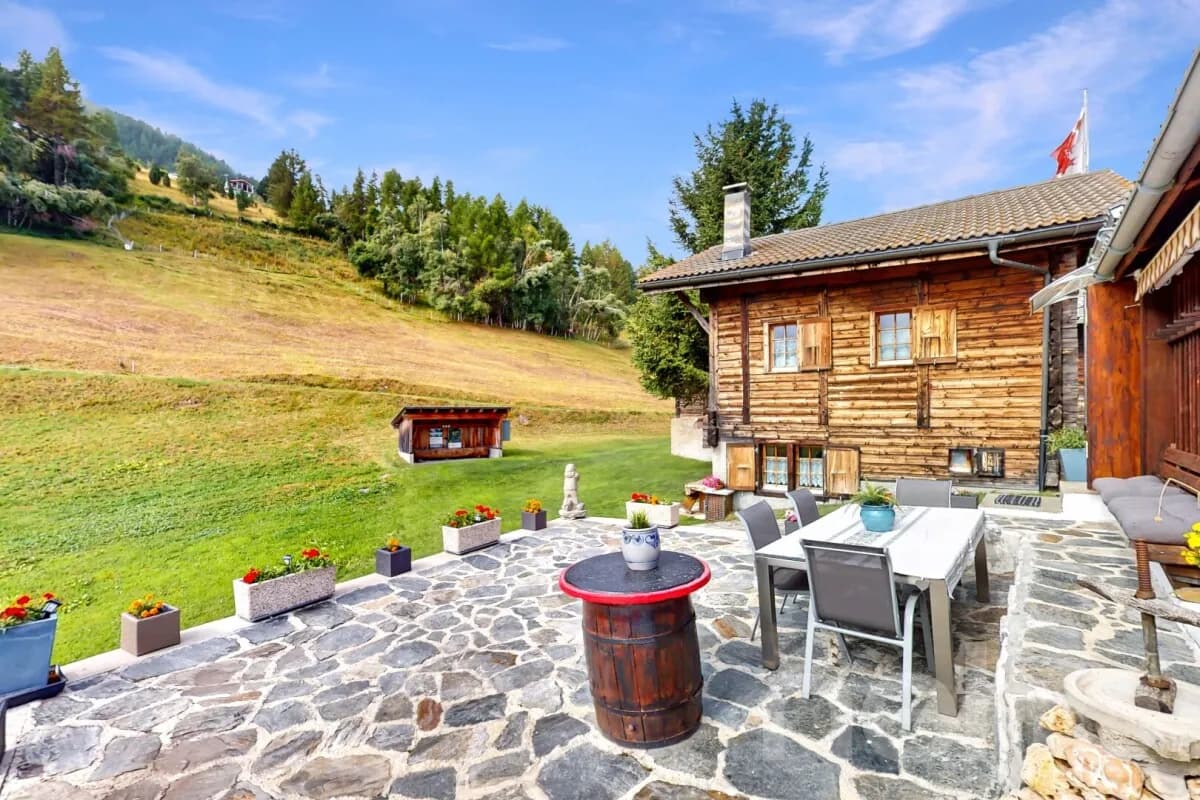 Superbe Chalet à Unterbäch (VS)