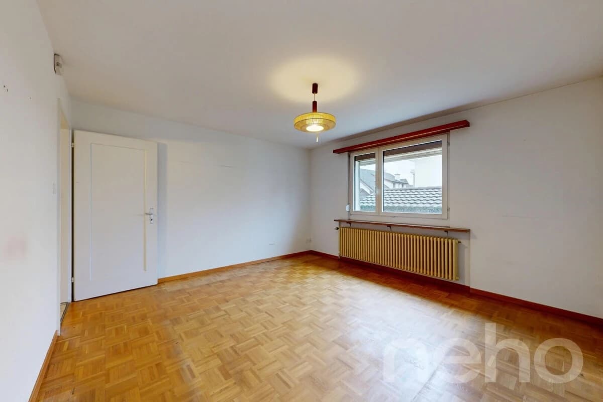 Freistehendes Einfamilienhaus an bevorzugter Lage mit Ausbaupotential