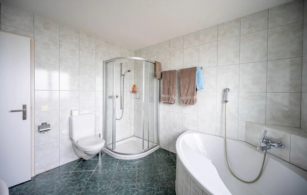 Ihr Familienparadies mit romantischem Garten