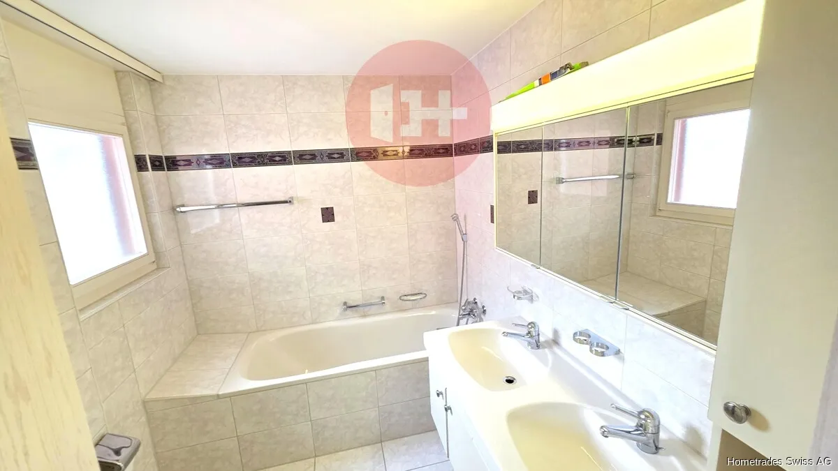 EIN RAUMWUNDER AUF 3 ETAGEN!