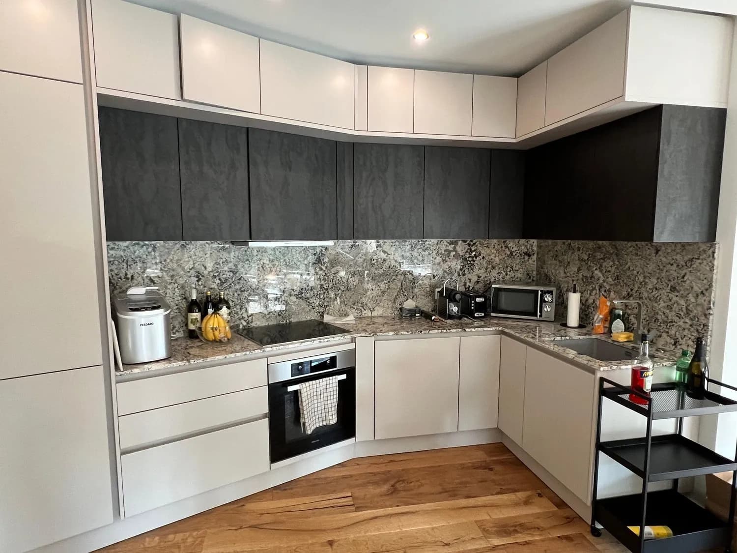 Moderne 2.5 Zimmer-Wohnung im idyllischen Rheinhaldenquartier