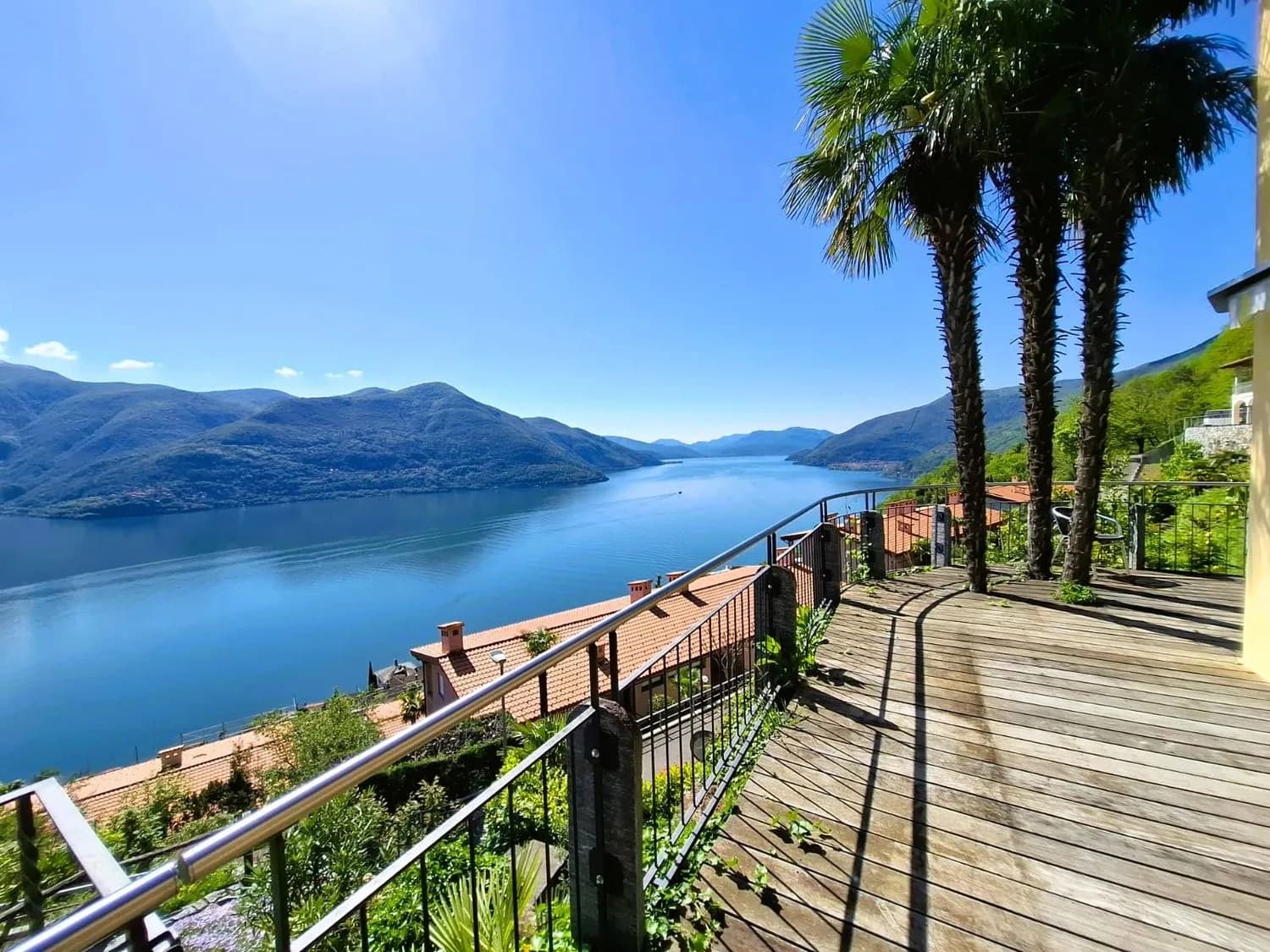 3.5-Zimmer Haus - Wohnoase mit Panoramablick auf den Lago MaggioreCasa da sogno con vista lago a Brissago  perfetta come residenza o casa vacanza