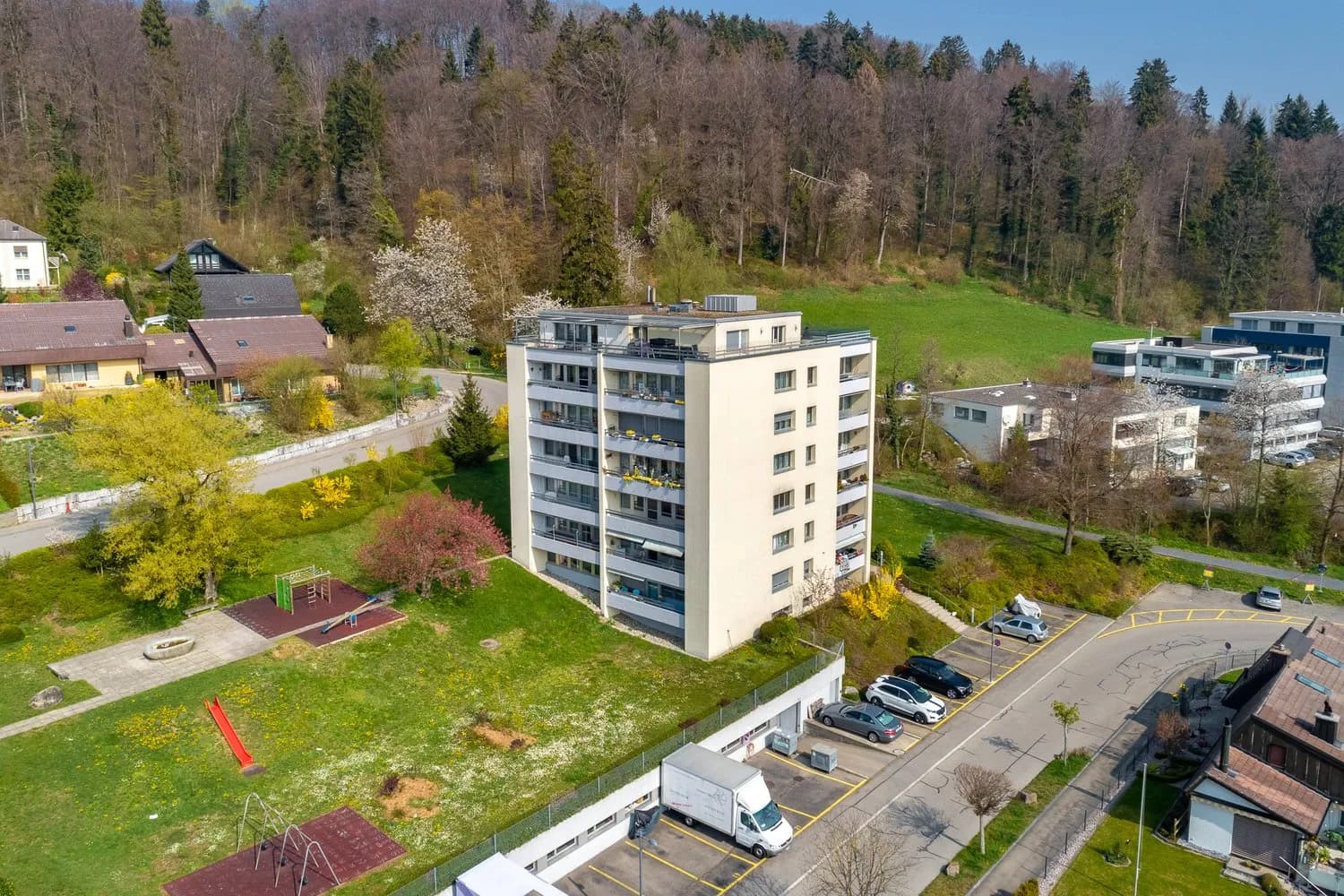 Grosszügige Wohnung mit schönem Südbalkon