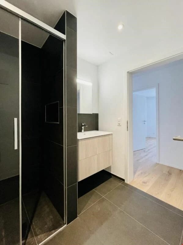 Modern / Aussicht / 20min von Freiburg