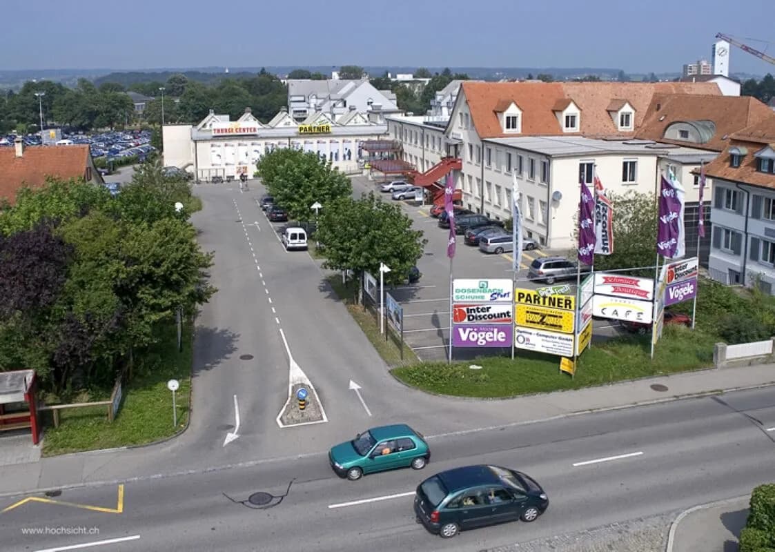 im Tiefparterre, Lokal für verschiedenste Nutzungen