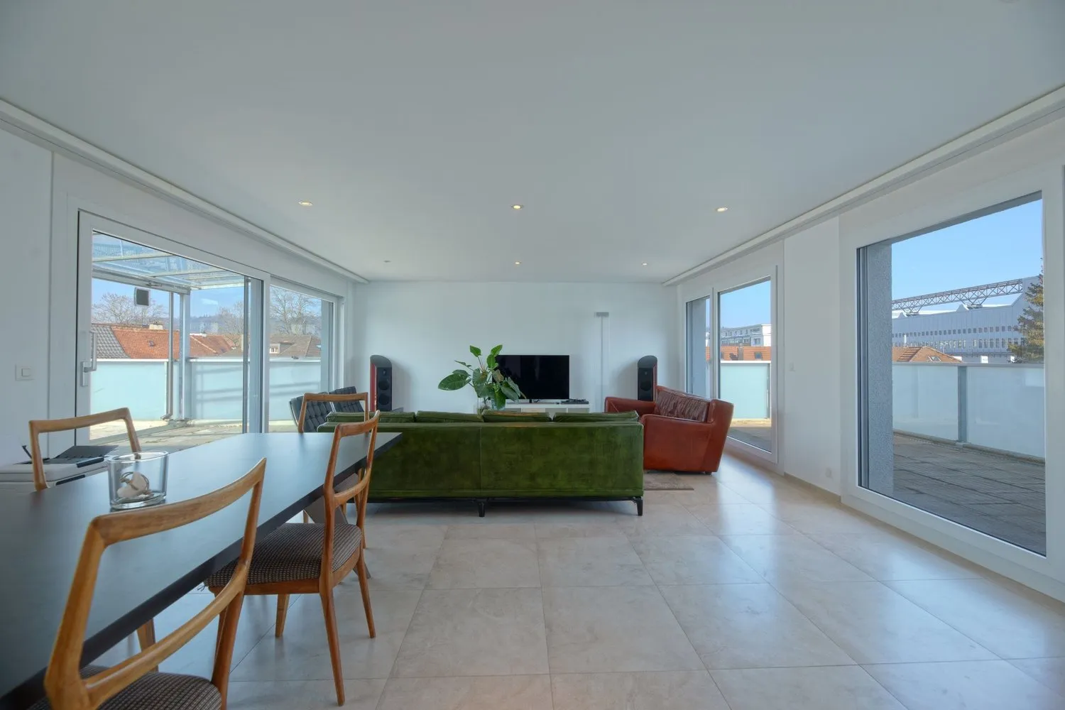 5.5 Zimmer Attika mit 4 Terrassen